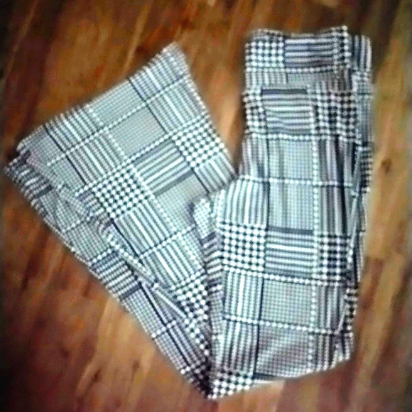 Women's Leggings STRETCH Comfy Cozy Soft NWOT - Picture 2 of 12